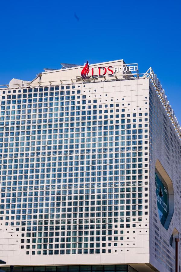 Lds Hotel Belgrade Exterior photo